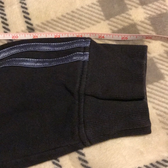 Adidas zip up sweater - Picture 5 of 8